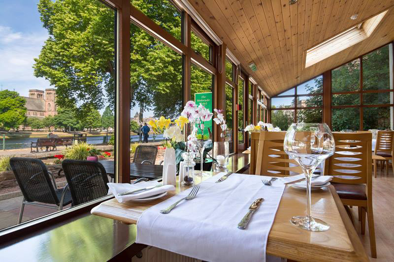 Photo Glen Mhor Hotel dining area 